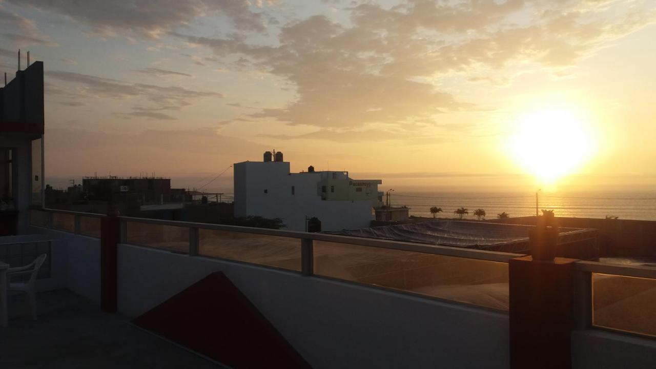 Village Surf Hotel Pacasmayo Exterior photo